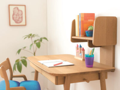 bana_desk_cobrinaimage